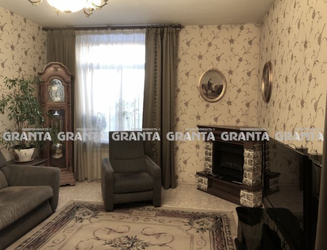 Продаётся 4-комнатная квартира, 91 м²
