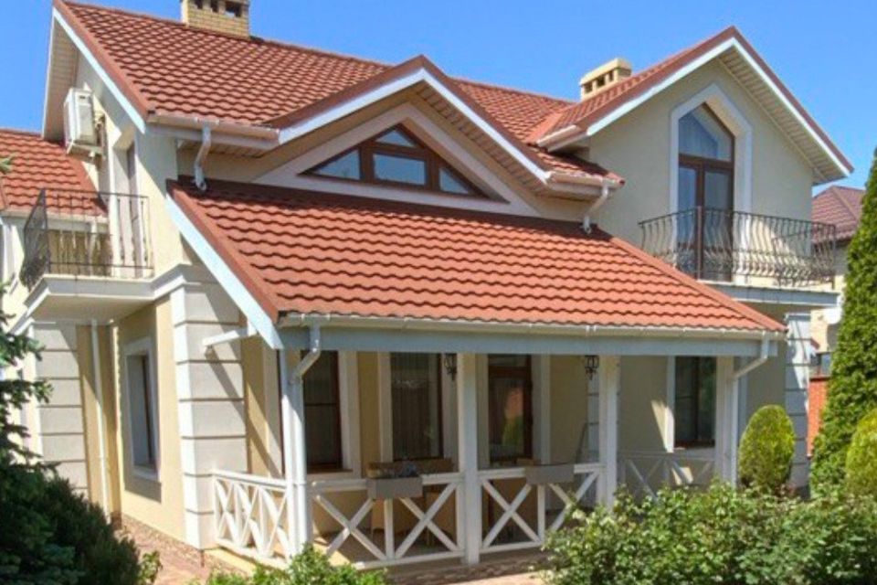 Продаётся 2-этажный дом, 240 м²