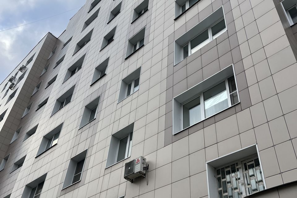 Продаётся 3-комнатная квартира, 59.8 м²