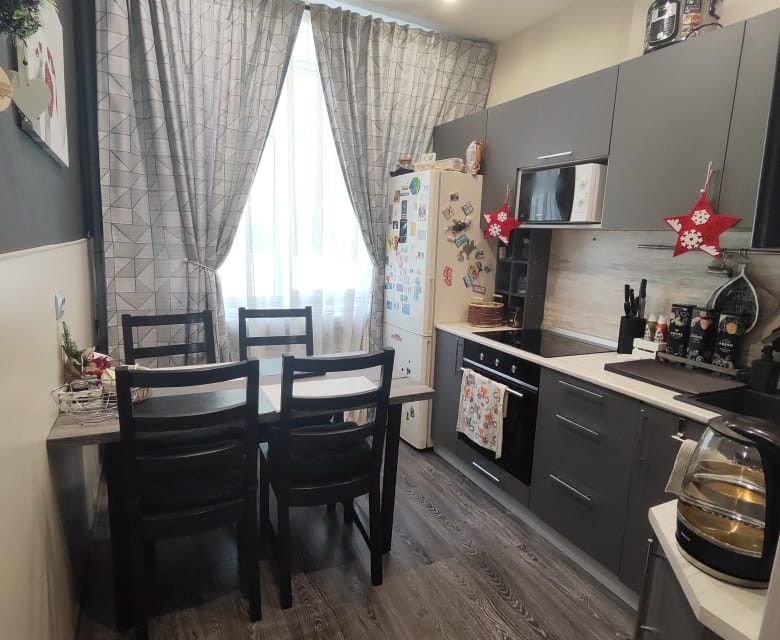 Продаётся 3-комнатная квартира, 58.9 м²