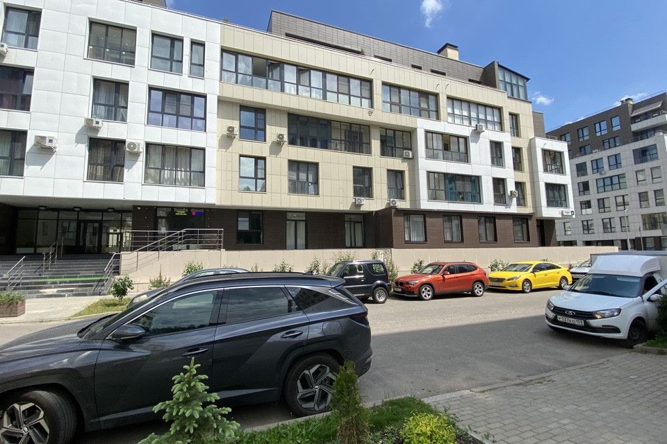 Продаётся 2-комнатная квартира, 77.7 м²