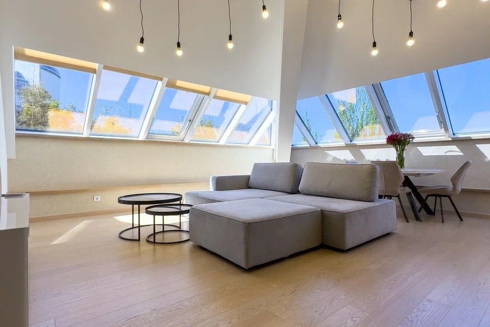 Продаётся 3-комнатная квартира, 102 м²