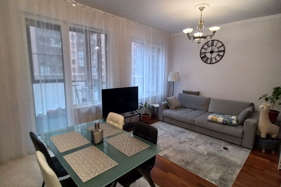 Продаётся 2-комнатная квартира, 69.3 м²