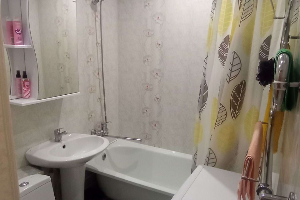 Продаётся 2-комнатная квартира, 43.8 м²