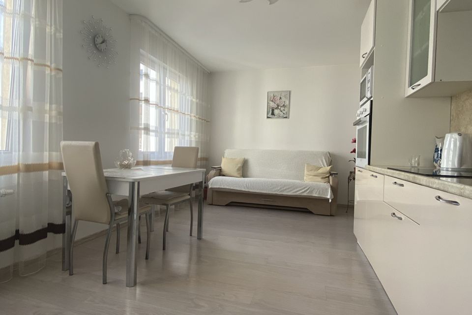 Продаётся 2-комнатная квартира, 53 м²