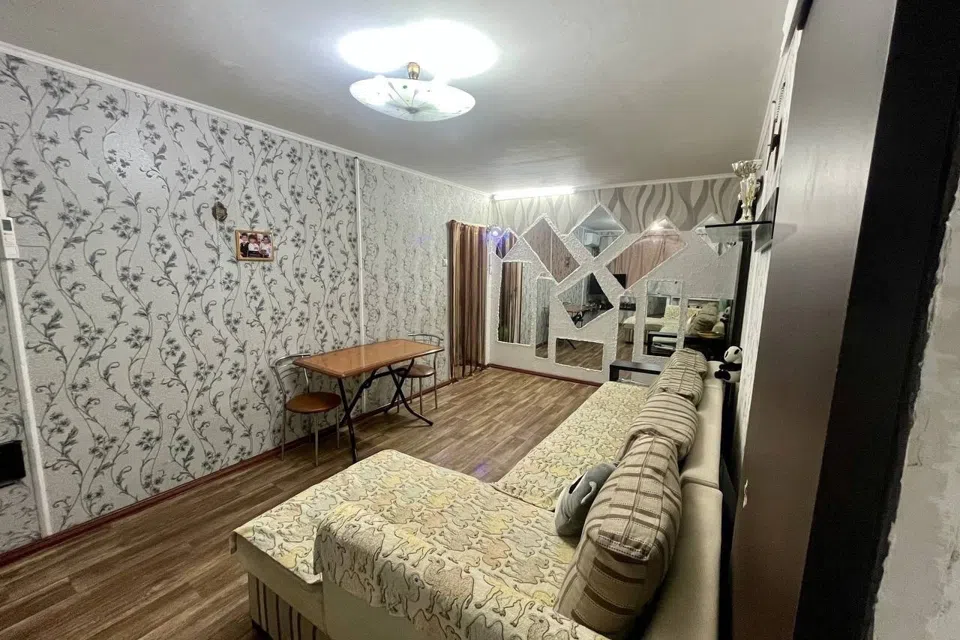 Продаётся 3-комнатная квартира, 45 м²