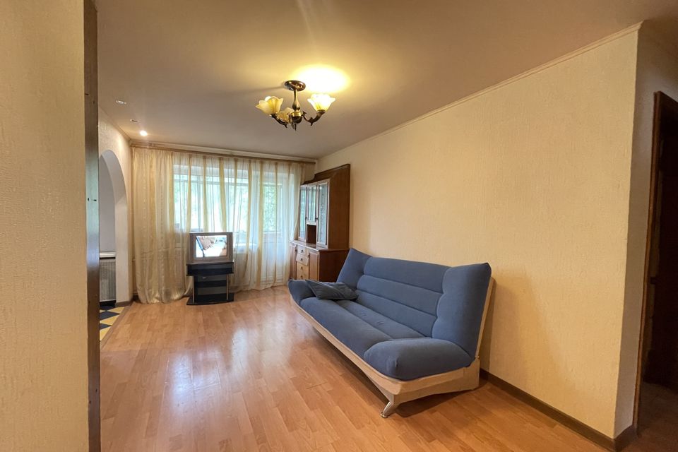 Продаётся 3-комнатная квартира, 54.4 м²