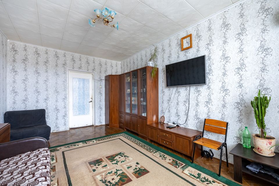 Продаётся 4-комнатная квартира, 110 м²