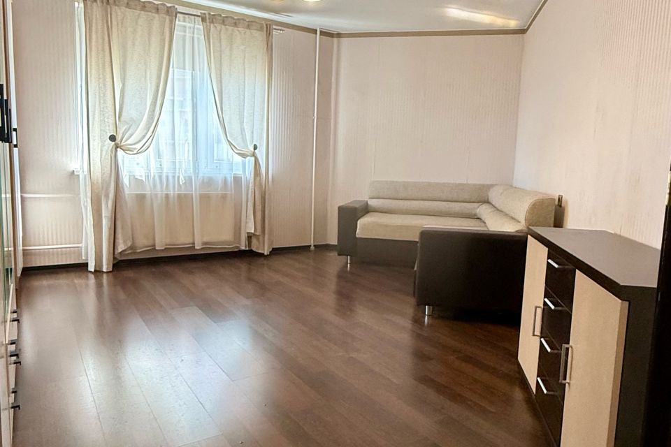 Продаётся 1-комнатная квартира, 38.7 м²