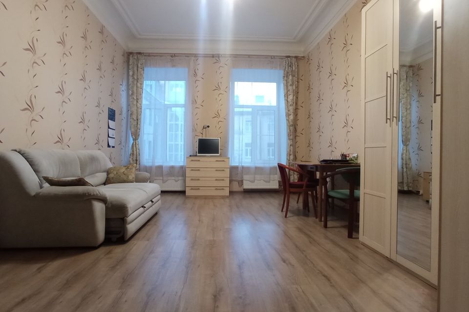 Продаётся комната в 3-комн. квартире, 24.7 м²