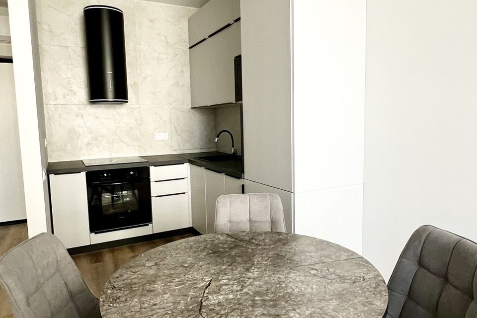 Сдаётся 1-комнатная квартира, 40 м²