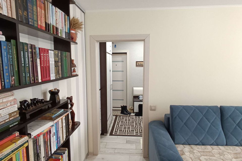 Продаётся 4-комнатная квартира, 60 м²