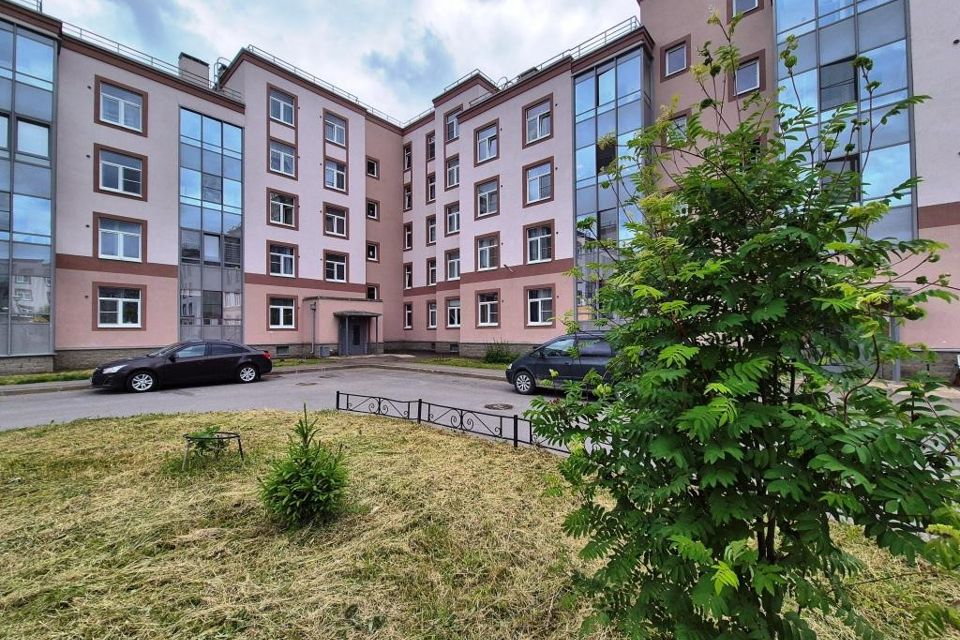 Продаётся 3-комнатная квартира, 82.1 м²