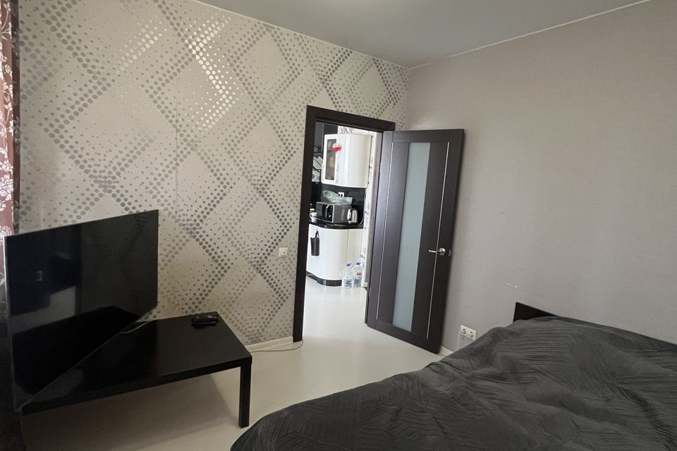 Продаётся 1-комнатная квартира, 42 м²
