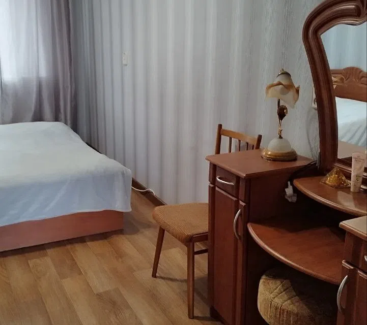 Продаётся 4-комнатная квартира, 64 м²