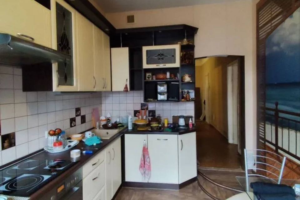 Продаётся 4-комнатная квартира, 118 м²