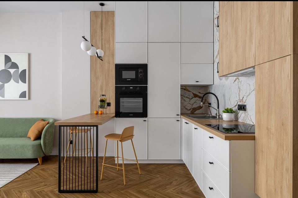 Продаётся 4-комнатная квартира, 90.8 м²