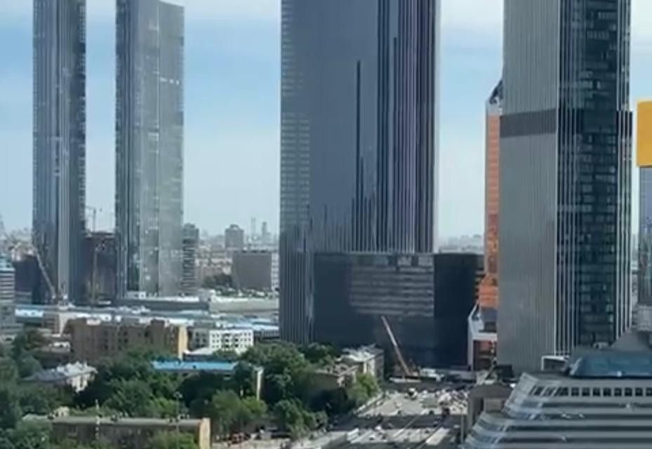 Продаётся 3-комнатная квартира, 95.1 м²
