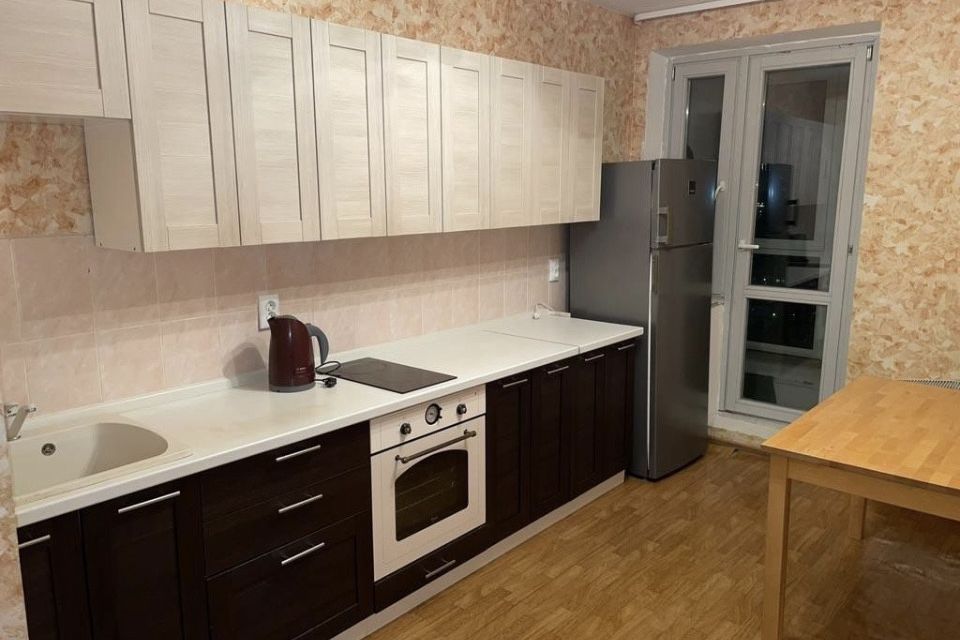 Продаётся 1-комнатная квартира, 44.2 м²