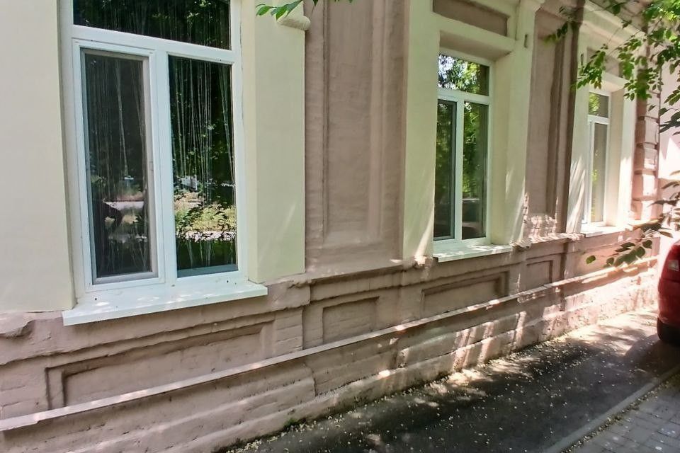 Продаётся 3-комнатная квартира, 65.4 м²