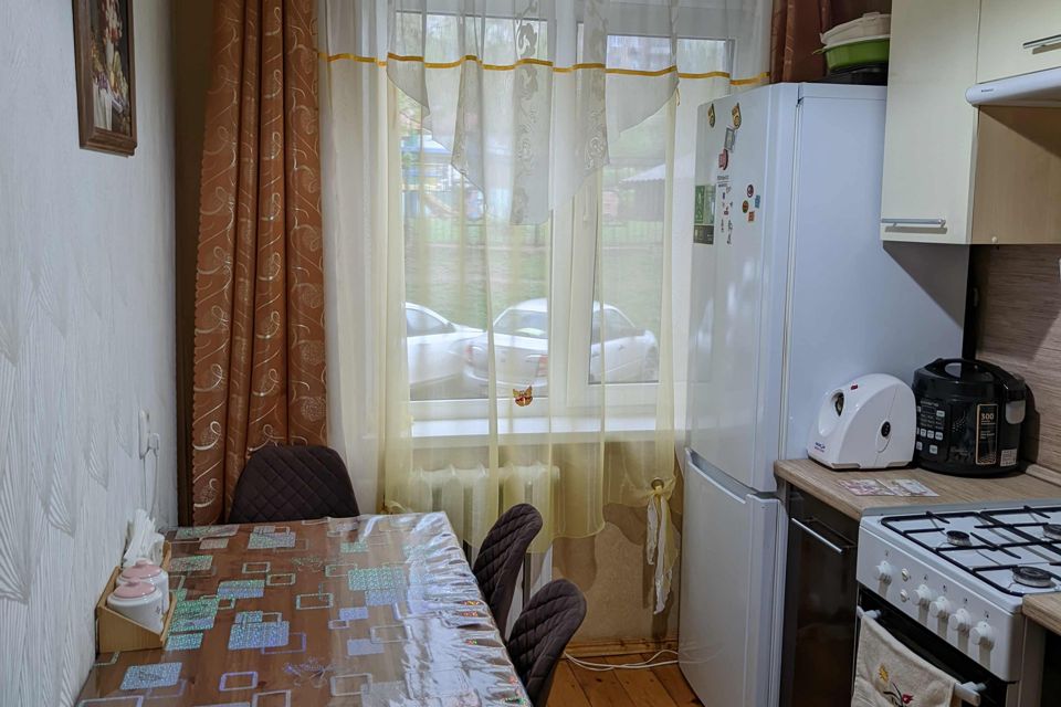 Продаётся 3-комнатная квартира, 63.2 м²