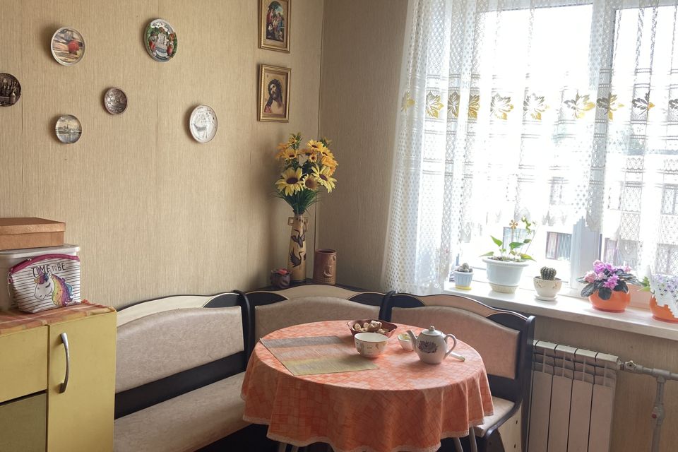 Продаётся 1-комнатная квартира, 37 м²