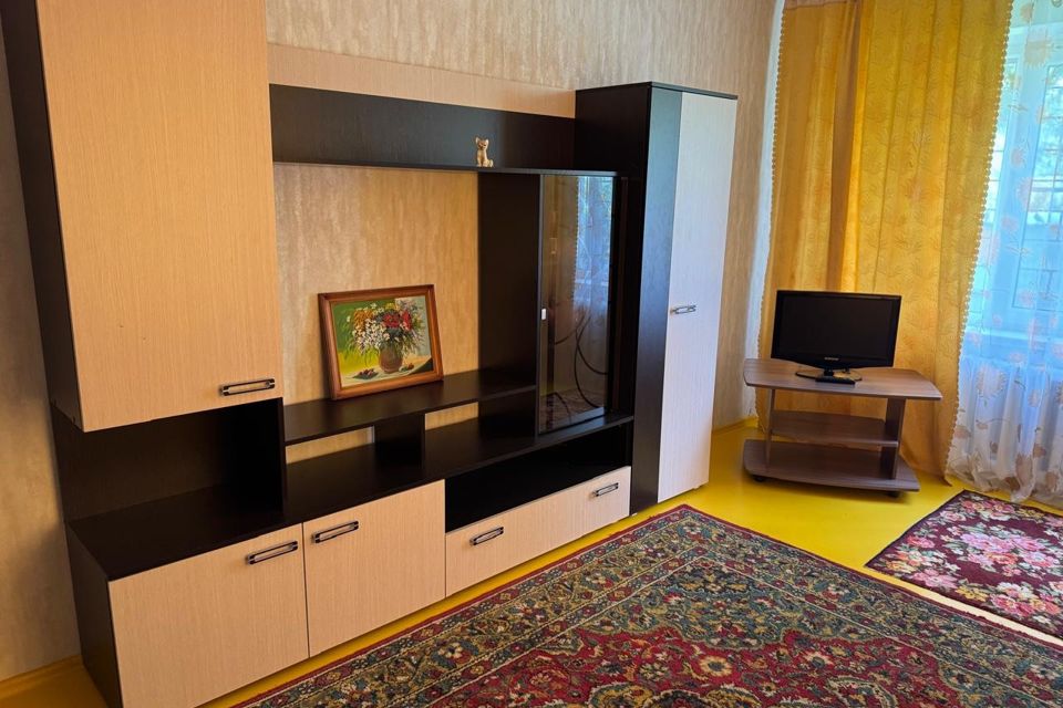 Сдаётся 2-комнатная квартира, 54 м²