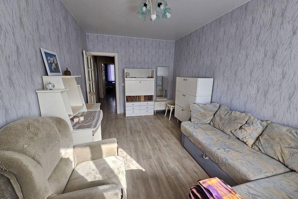 Продаётся 2-комнатная квартира, 55.6 м²