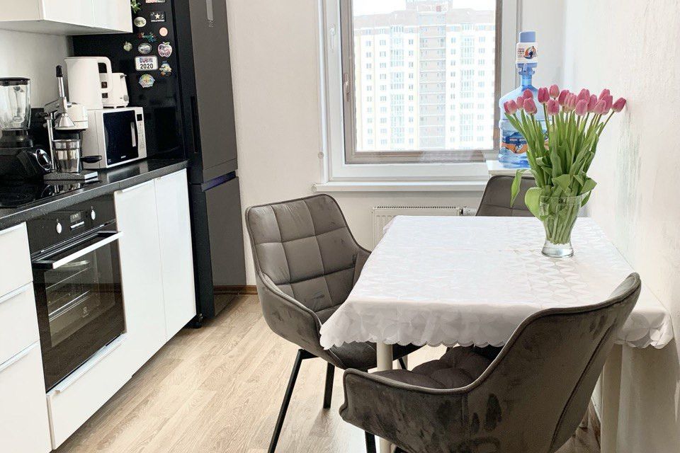 Продаётся 2-комнатная квартира, 52.6 м²