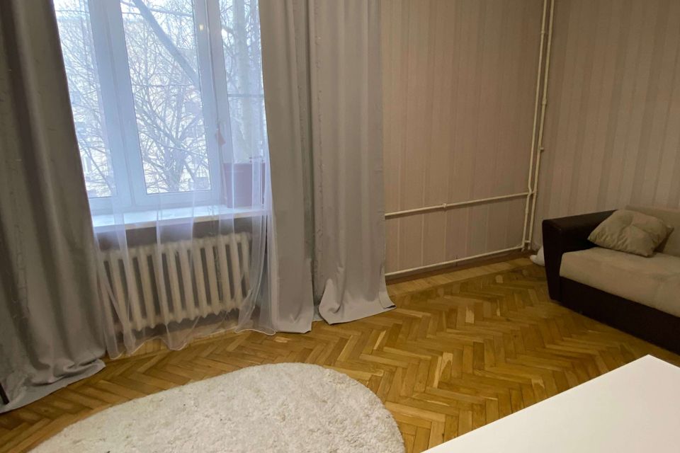 Продаётся 4-комнатная квартира, 82.5 м²