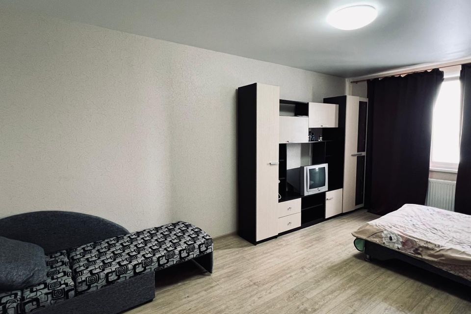 Продаётся 1-комнатная квартира, 37.4 м²