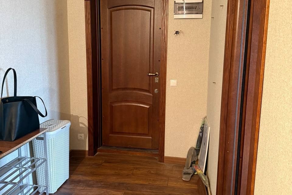 Продаётся 4-комнатная квартира, 88 м²