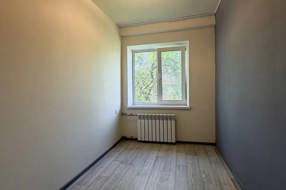 Продаётся 3-комнатная квартира, 41 м²