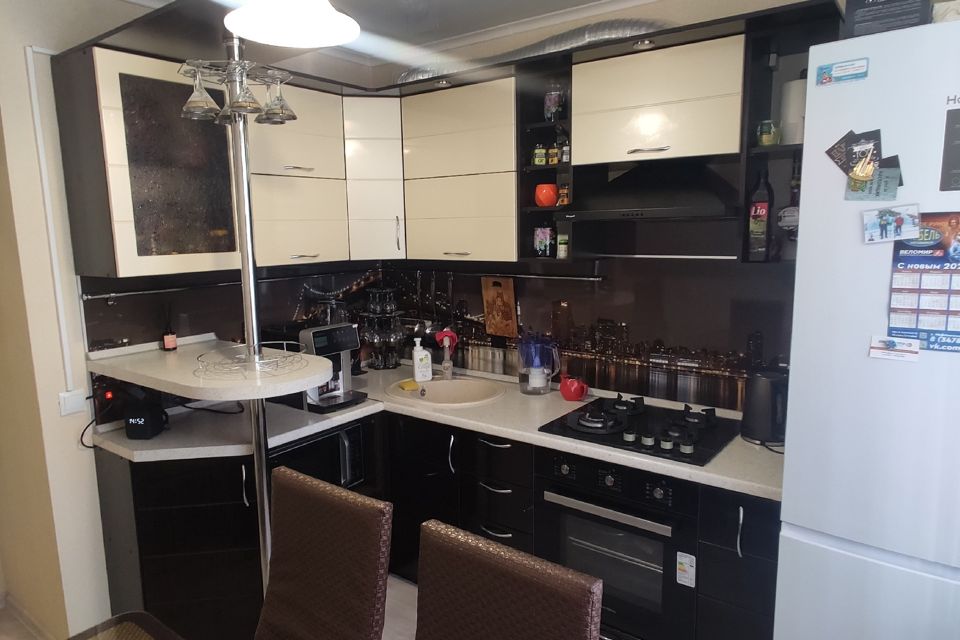 Продаётся 2-комнатная квартира, 48.9 м²