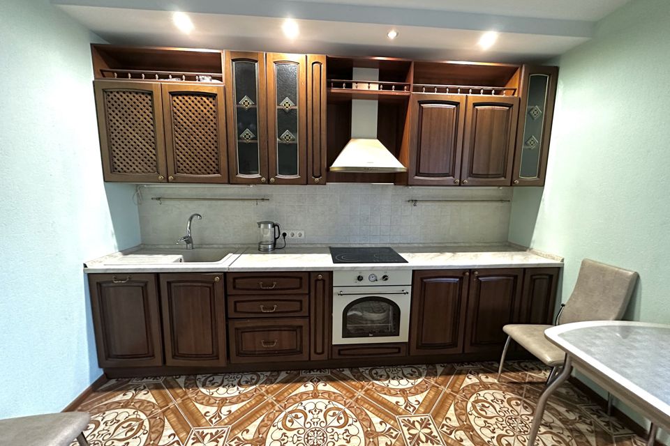 Продаётся 2-комнатная квартира, 75.8 м²
