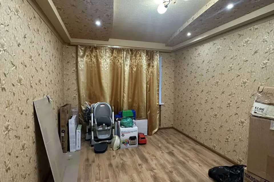 Продаётся 3-комнатная квартира, 59.6 м²