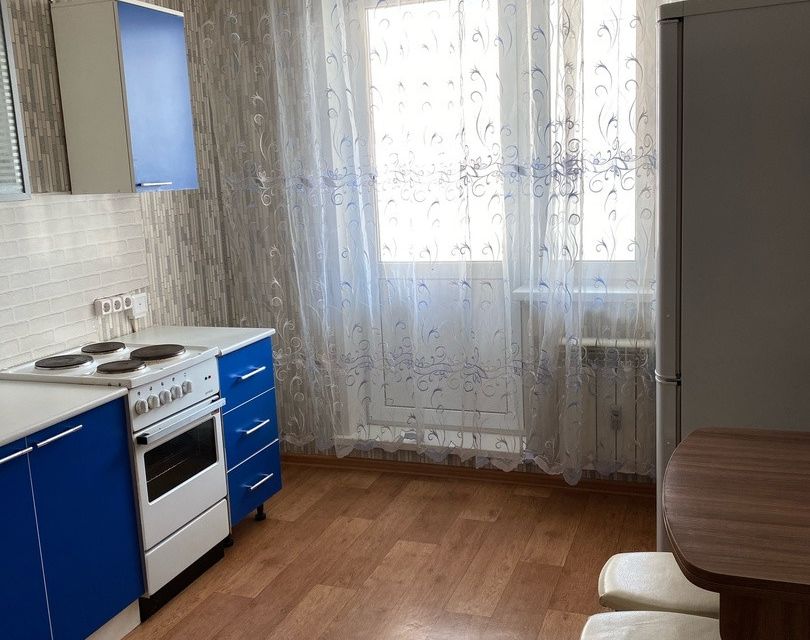 Сдаётся 1-комнатная квартира, 37 м²