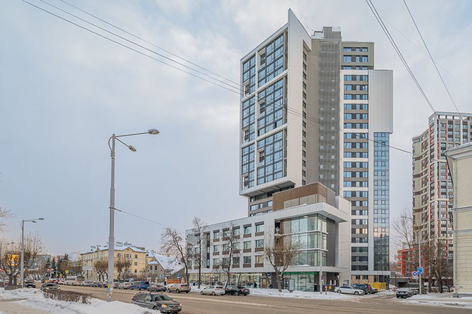 Продаётся 2-комнатная квартира, 87.3 м²