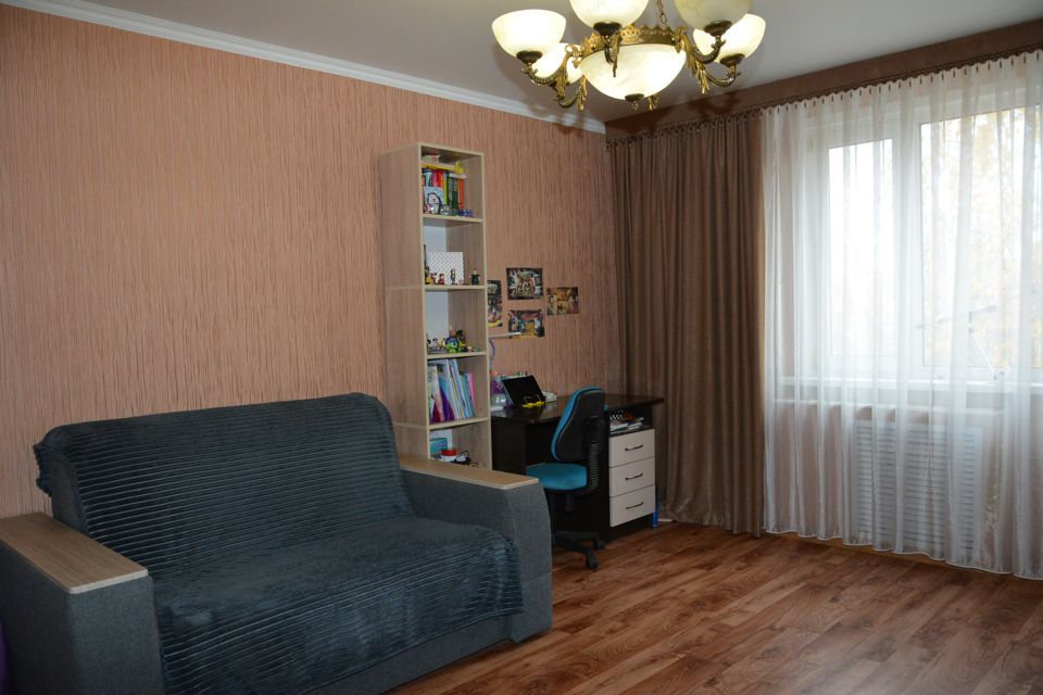 Продаётся 3-комнатная квартира, 54.9 м²