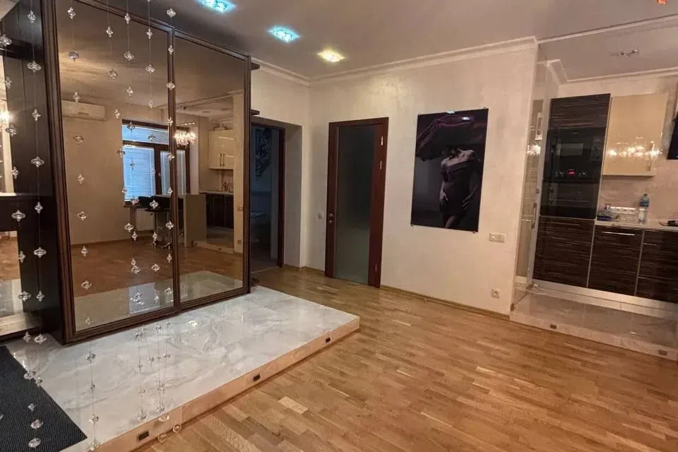 Продаётся 2-комнатная квартира, 52 м²