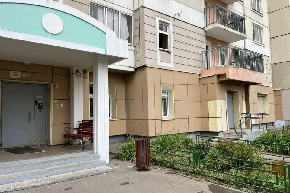 Продаётся 4-комнатная квартира, 107.4 м²
