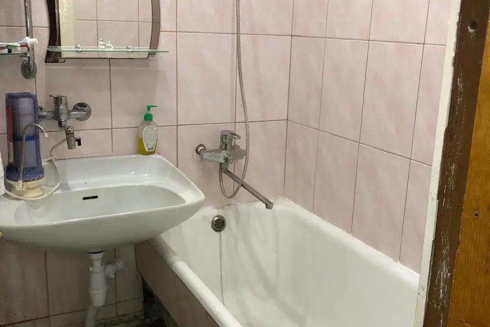 Продаётся 3-комнатная квартира, 65.4 м²