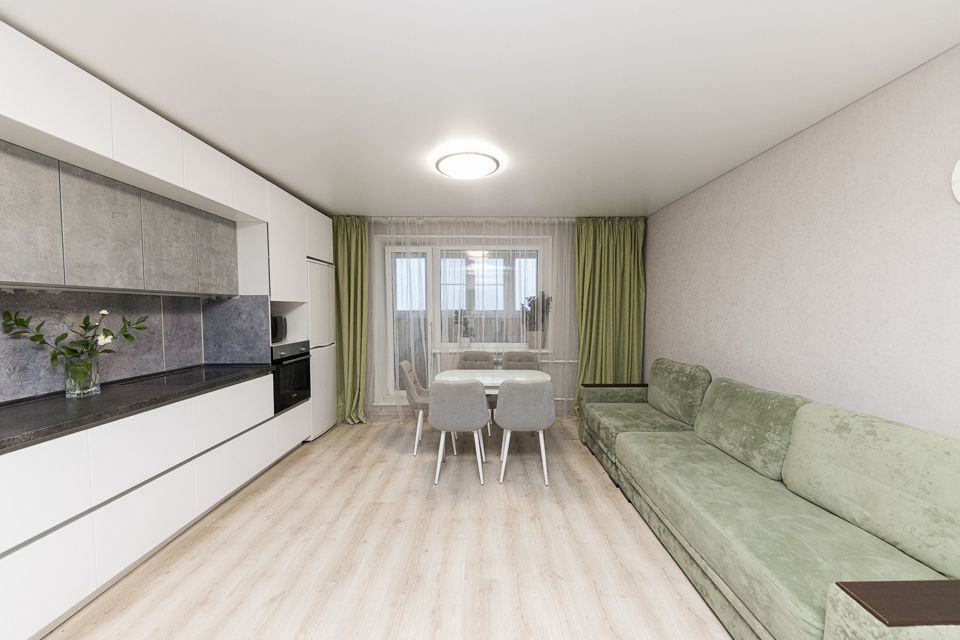 Продаётся 2-комнатная квартира, 82.5 м²