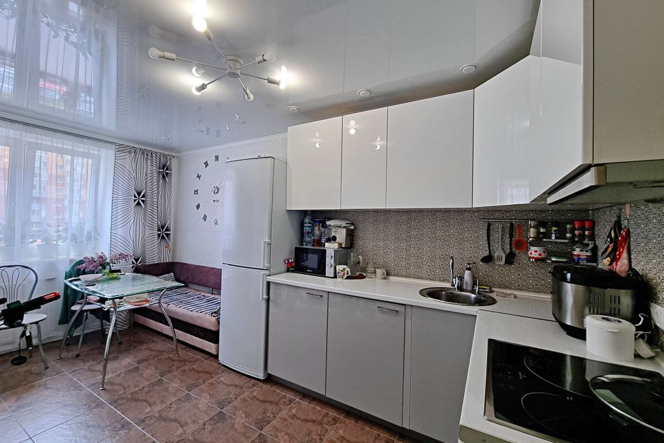 Продаётся 1-комнатная квартира, 46 м²