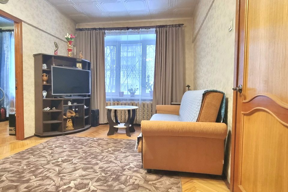 Продаётся 3-комнатная квартира, 51.2 м²