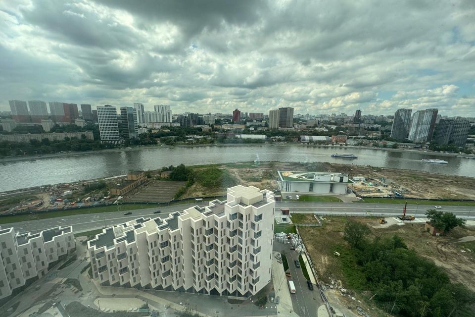 Продаётся 2-комнатная квартира, 60.2 м²