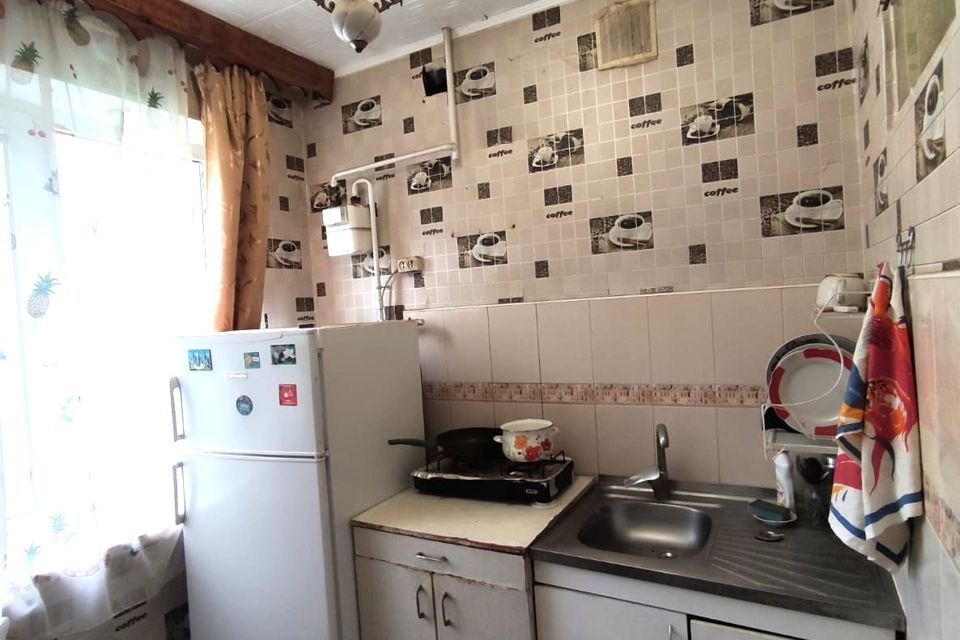 Продаётся 1-комнатная квартира, 30.4 м²