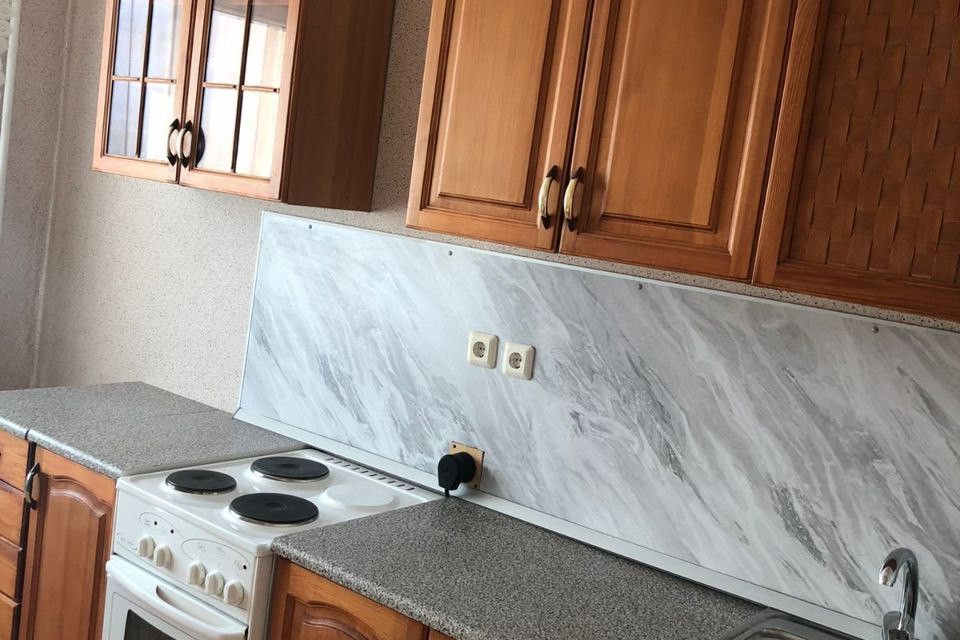Сдаётся 1-комнатная квартира, 42 м²