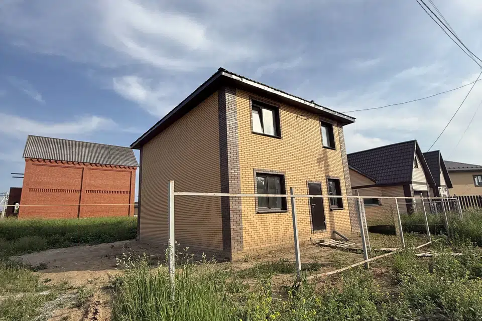 Продаётся 2-этажный дом, 124.2 м²