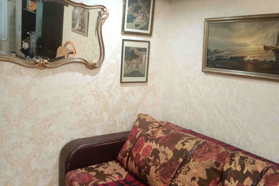 Продаётся 2-комнатная квартира, 42.4 м²